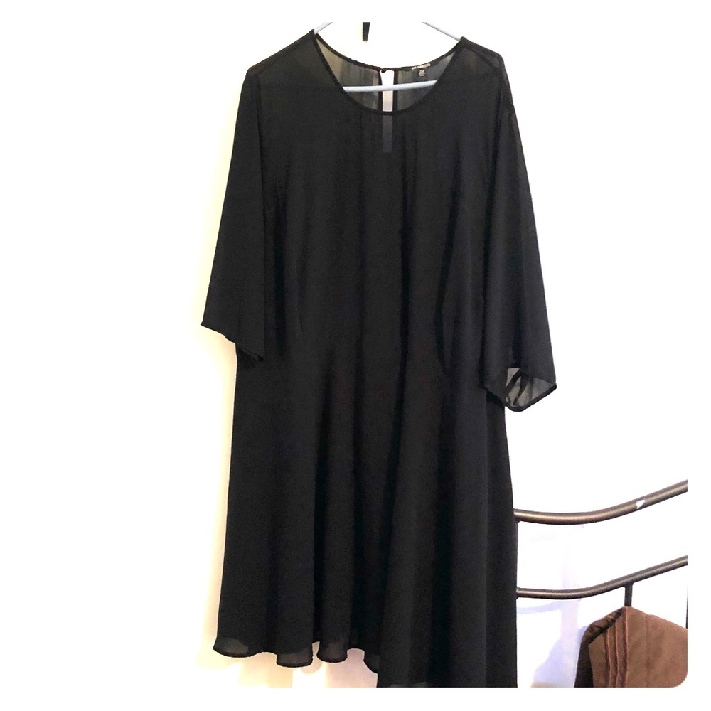 Sexy B.B. Dakota dress with sheer detail